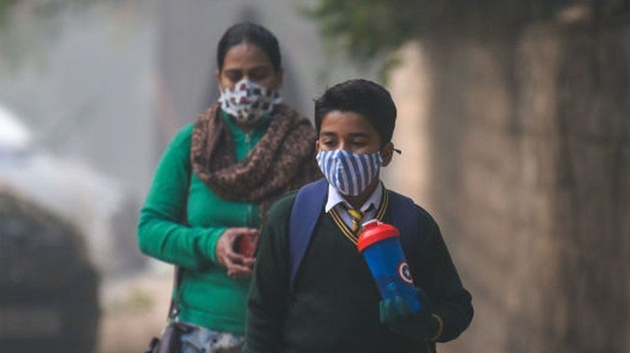 No school, no play as air pollution chokes Delhi