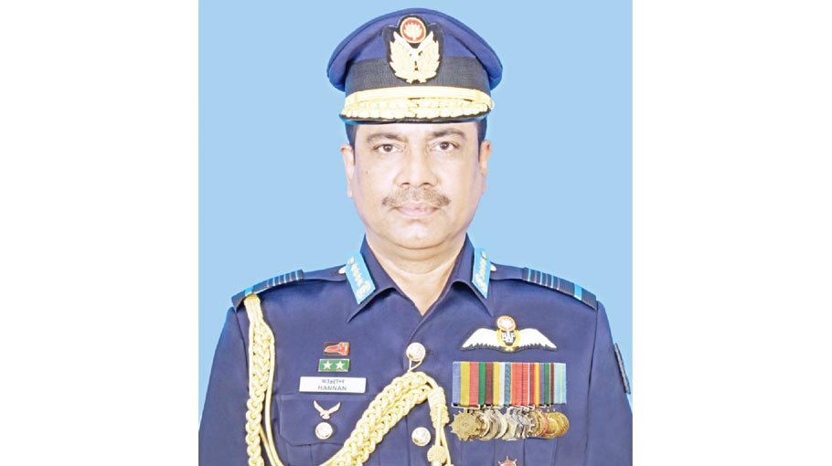 Air Chief leaves for USA