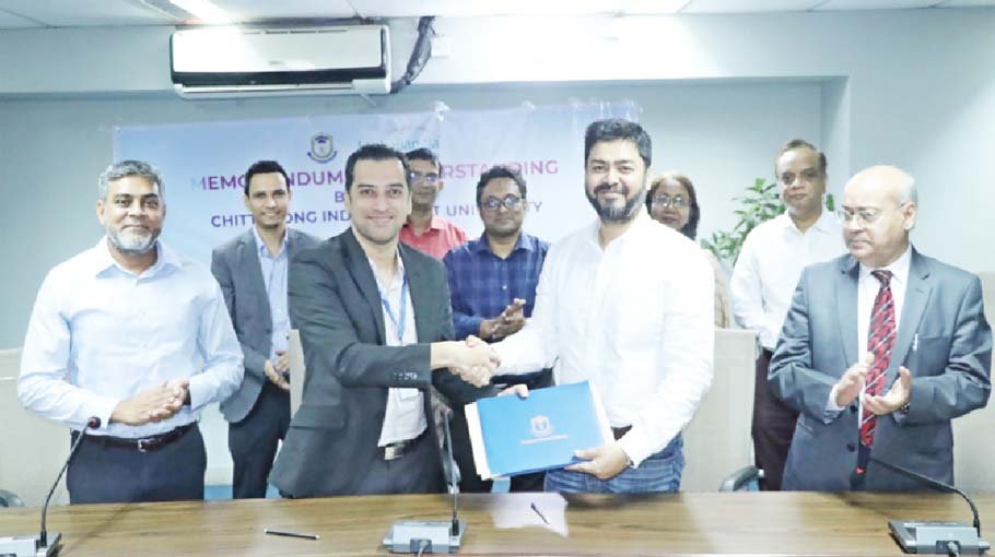 CIU, LankaBangla sign MoU to set up Digital lab on campus
