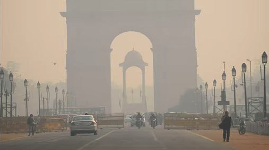 Toxic haze in Delhi after Diwali festival