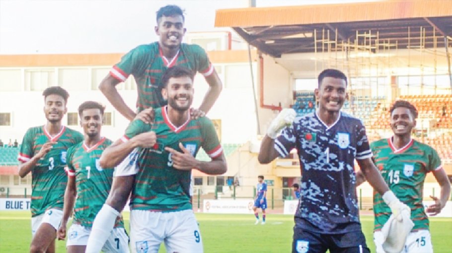 Booters salvage draw against mighty Lebanon