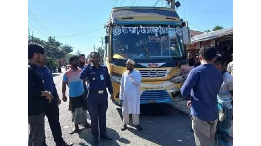Two killed in Bhola road accident