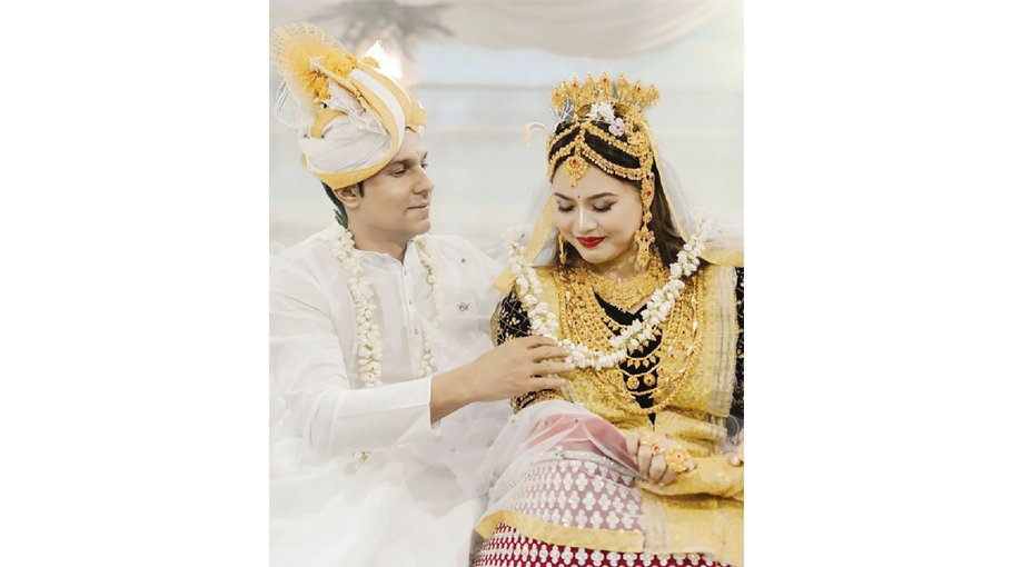 Randeep Hooda, Lin Laishram share first official wedding pics