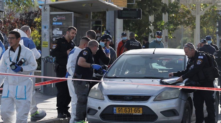 Three Israelis killed by Palestinian gunmen at Jerusalem bus stop