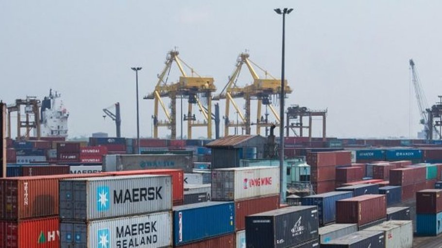 Country’s trade deficit narrows fast