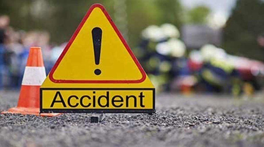 2 youths killed in Gaibandha road accident