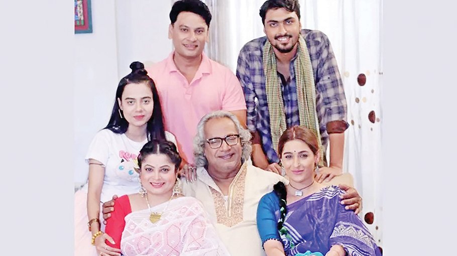 Rokon brings new family drama ‘Poribar Porijon’