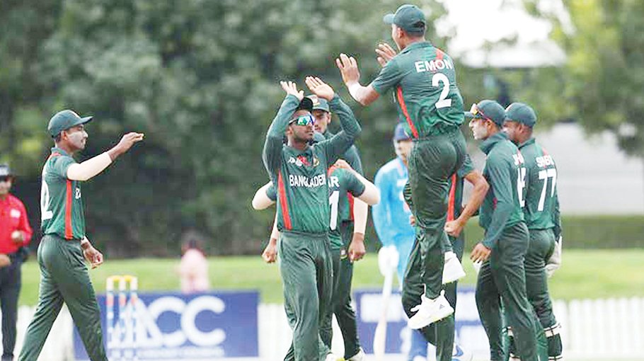Tigers beat India   to reach final
