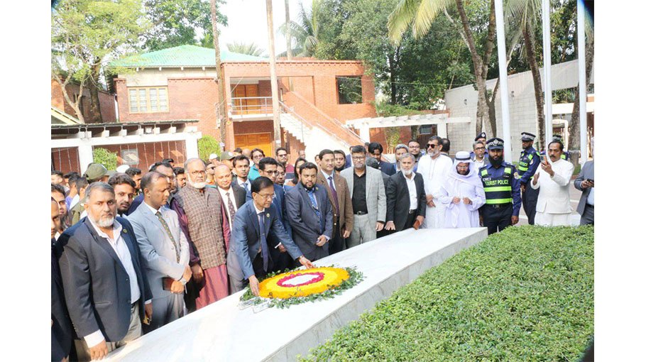 New BTRC chairman pays tributes to Bangabandhu