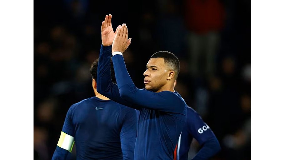 Mbappe double helps PSG win over Metz