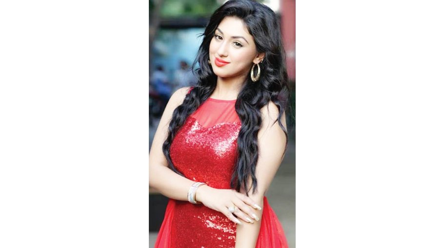 Apu Biswas makes waves in 2023 with ‘Laal Saree’, ‘Chayabaji’