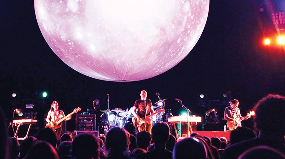 The Smashing Pumpkins looking for guitarist