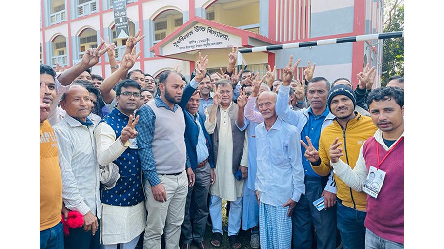 Voting turns into festivity: Hasan