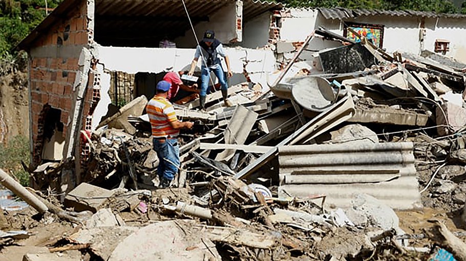  landslide kills 18  in Colombia