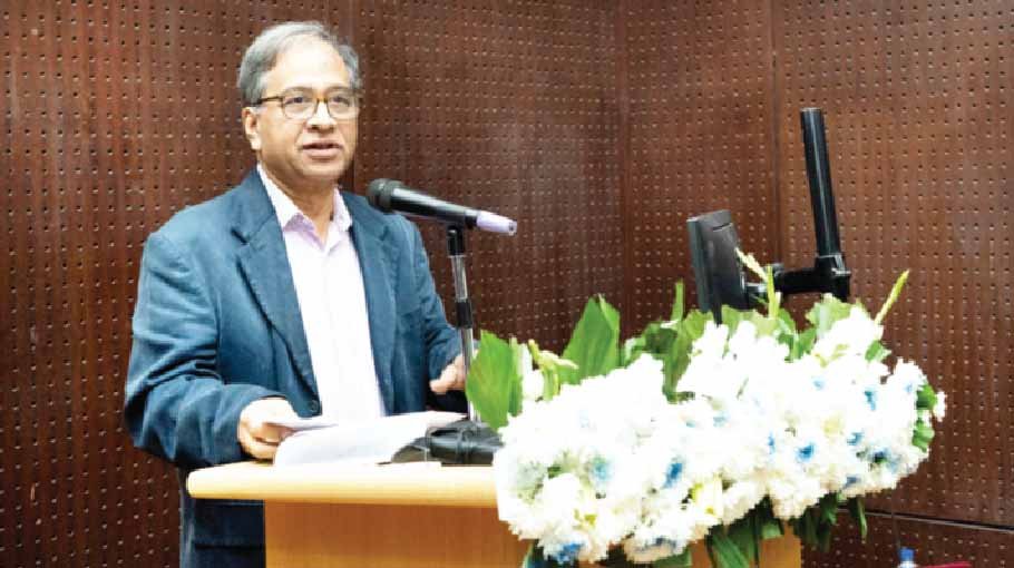 Prof Fakrul Alam joins IUB as advisor