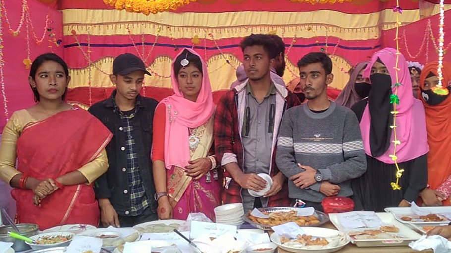 Cake Festival draws huge crowd at Harinakundu 