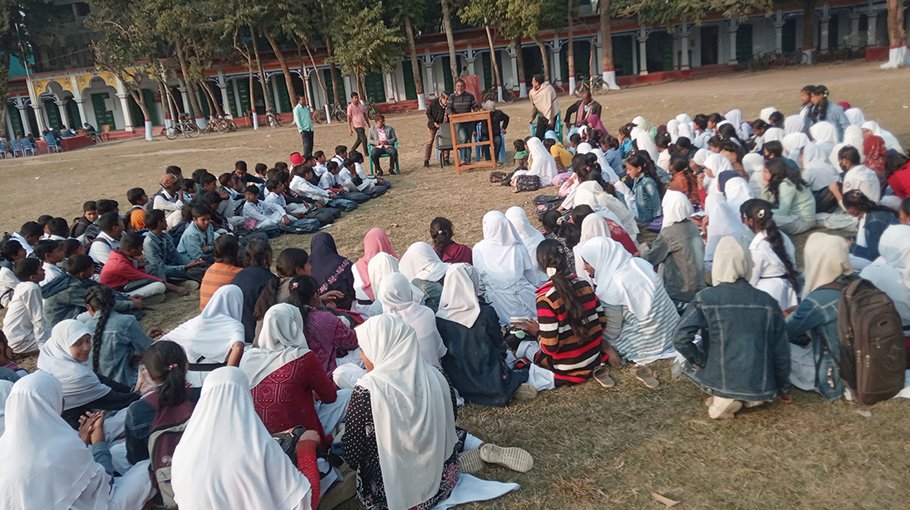 Special class arranged  for young writers