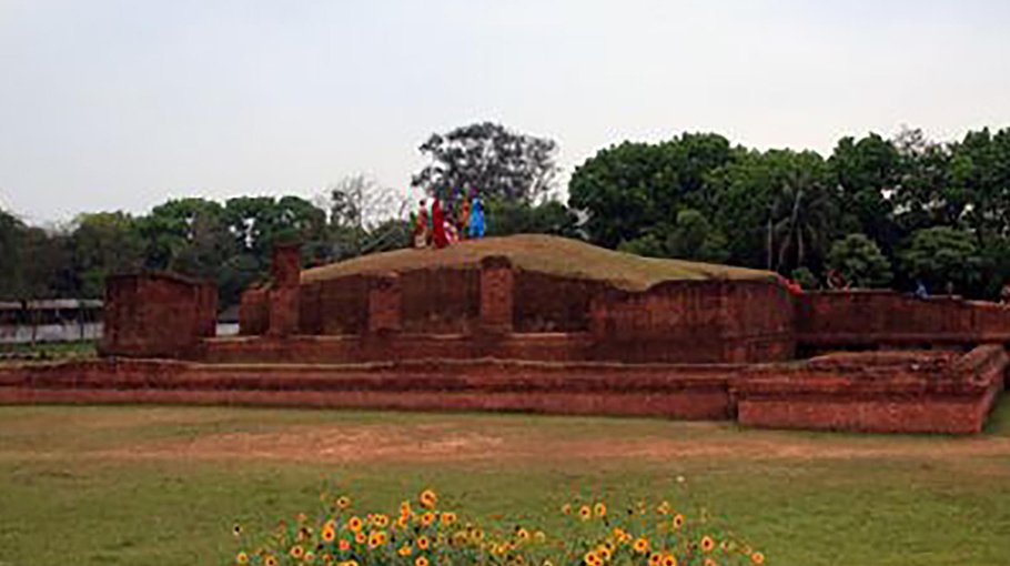 Cutting of Lalmai Mainamati hill goes on unabated 