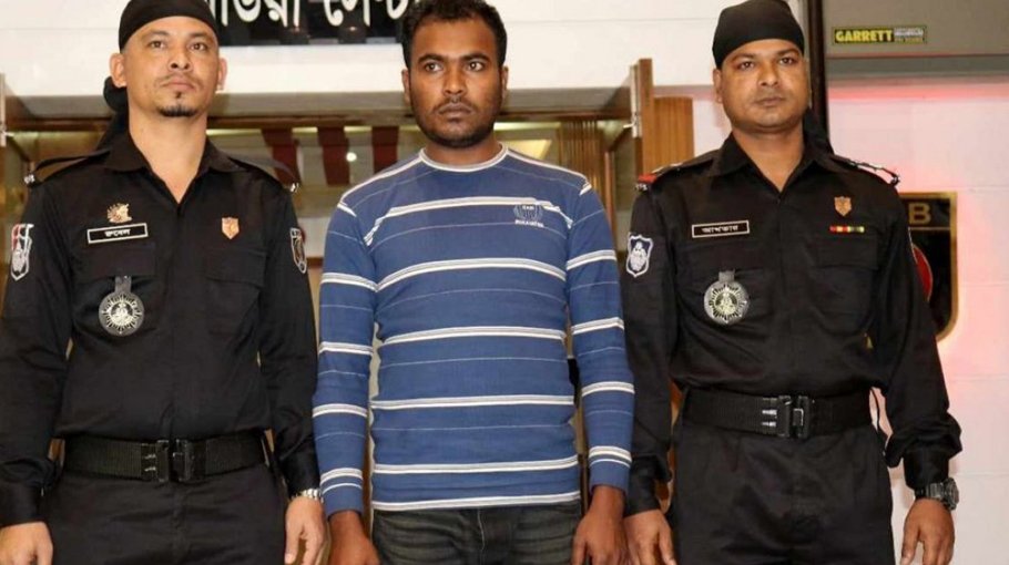 RAB arrests killer   of beef trader  in Madaripur