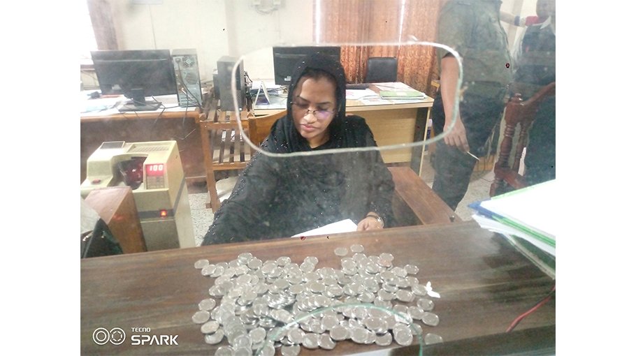  Jhenaidah businessmen refuse to accept Tk 1,2 coins 