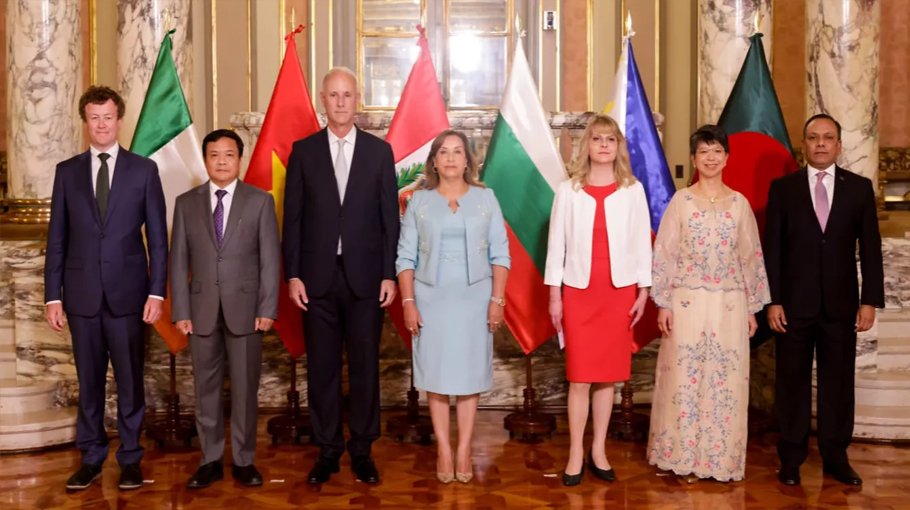 Peru lauds Hasina’s leadership at   domestic, global level