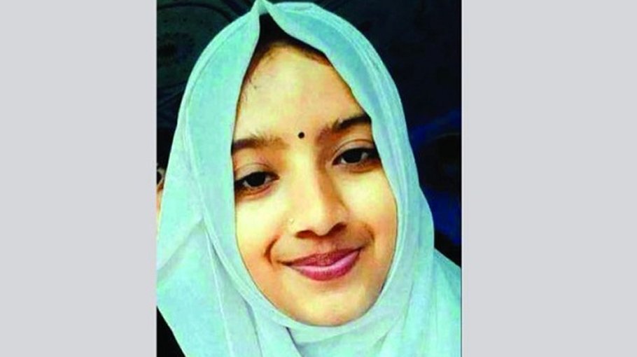 SSC examinee found hanging in Cumilla