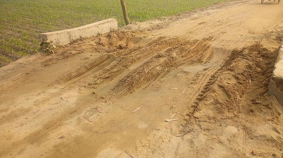 People of Kaharole suffer for ramshackle road 