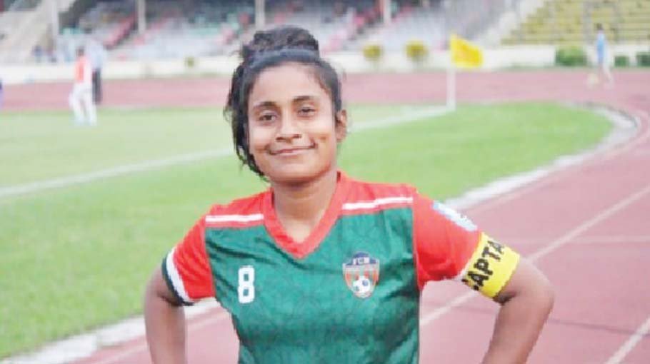Woman footballer Razia passes away 