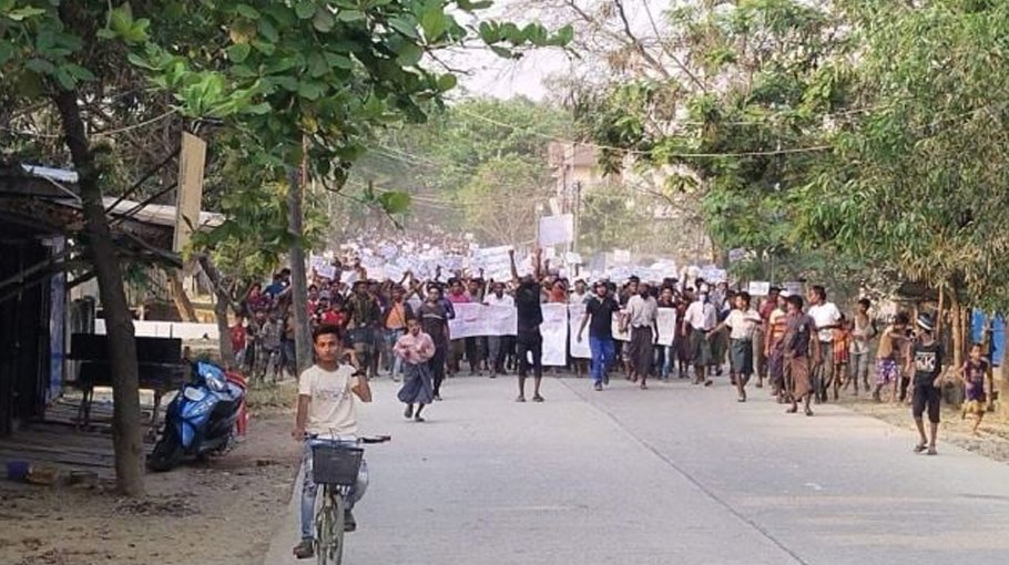 Myanmar conflict visibly exposes Rohingyas to   fresh persecution