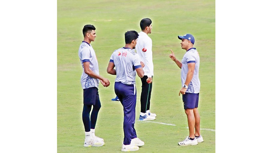 Tigers likely to play with three pacers