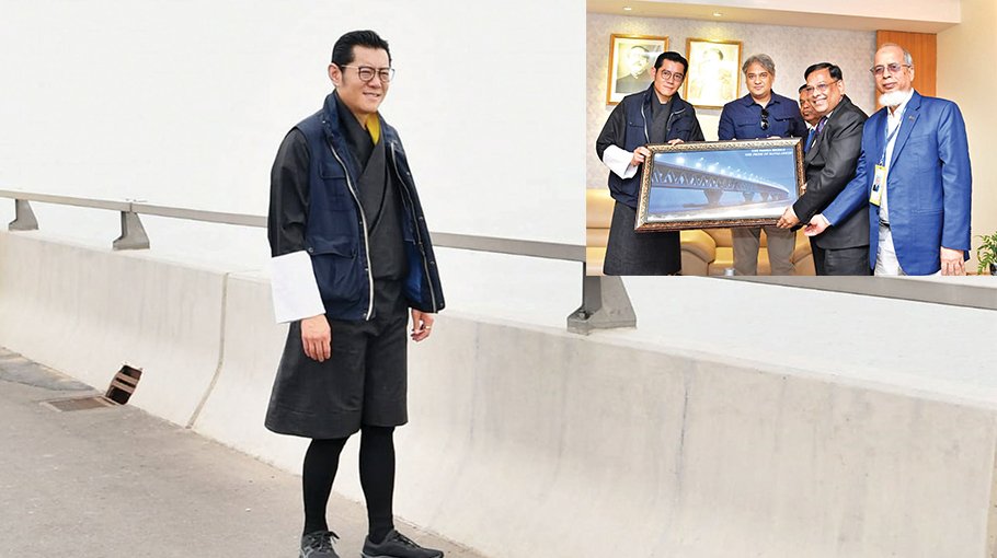Bhutan King impressed by Padma Bridge