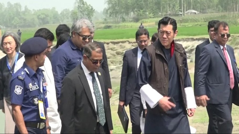 Bhutanese King visits Kurigram SEZ