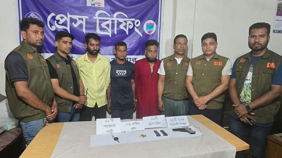 Firearms found in govt vehicle, three arrested