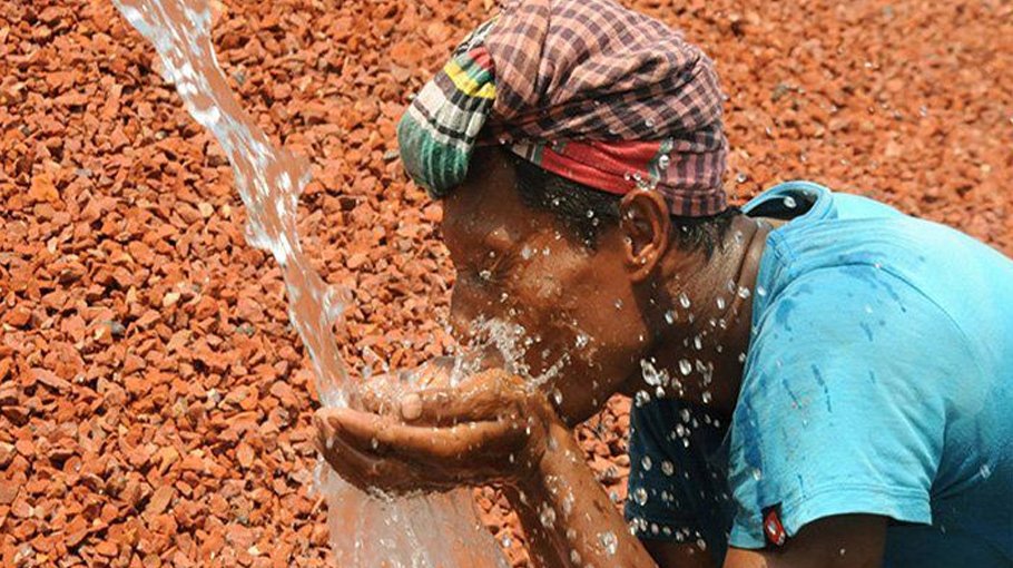 Chuadanga  scorches at  41.2°C