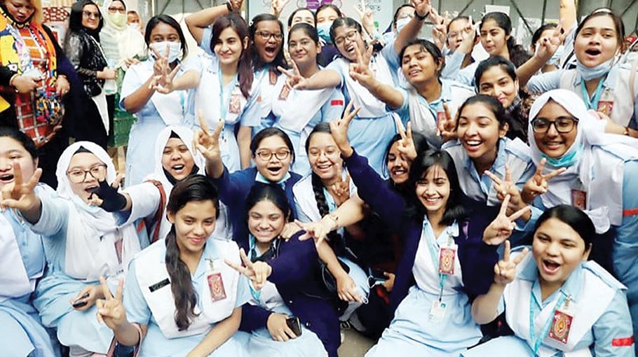 Dhaka Board warns against extra fees for HSC test exam