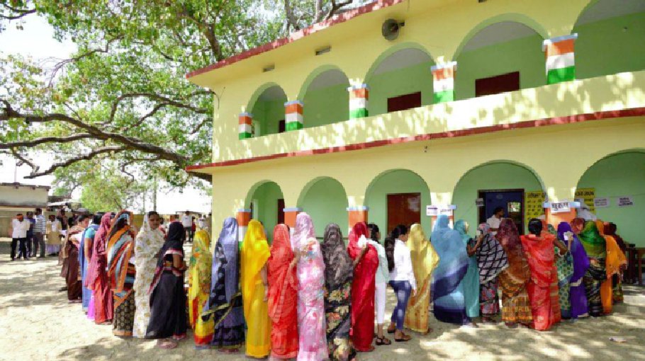 Indian national polls begin, 60% voting across 102 seats