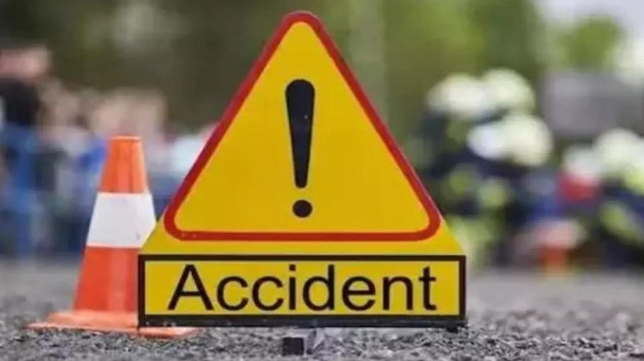 Govt official killed in B’baria road accident