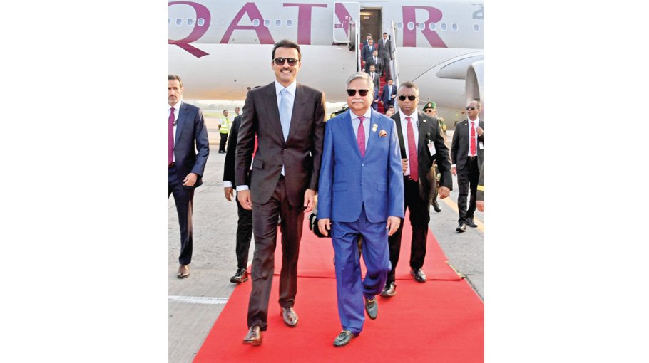 Bangladesh rolls out red carpet for Qatar Emir