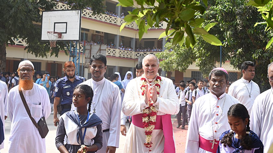 Vatican Ambassador visits  St. Philip's High School & College