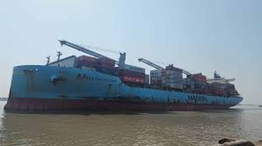 Record number of foreign ships docks   at Mongla