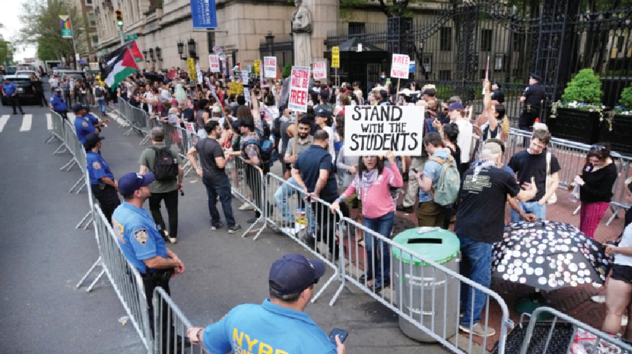 Over 100 arrested at UT-Austin amid pro-Palestinian protest
