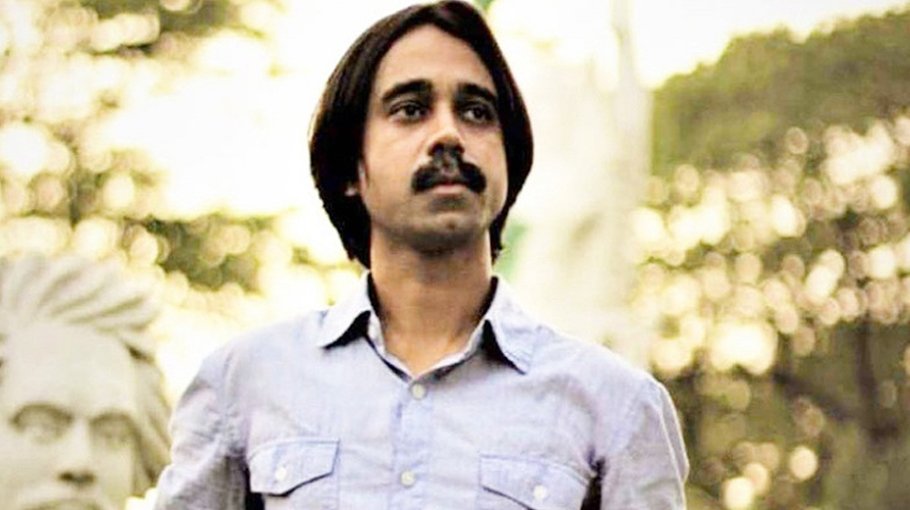 DU students demand removal of Prof Naadir Junaid  