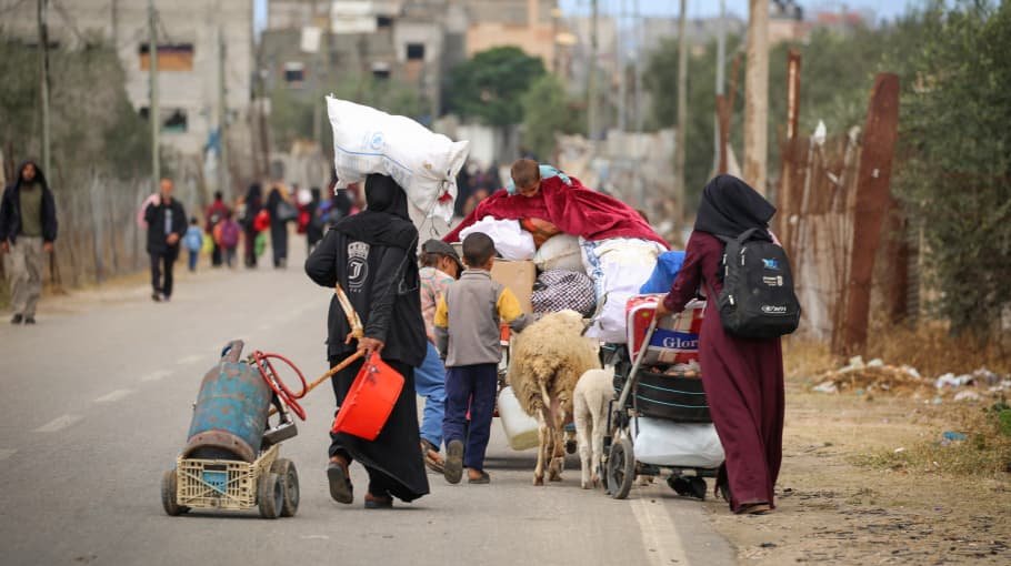 Israeli army asks Palestinians to evacuate Rafah 