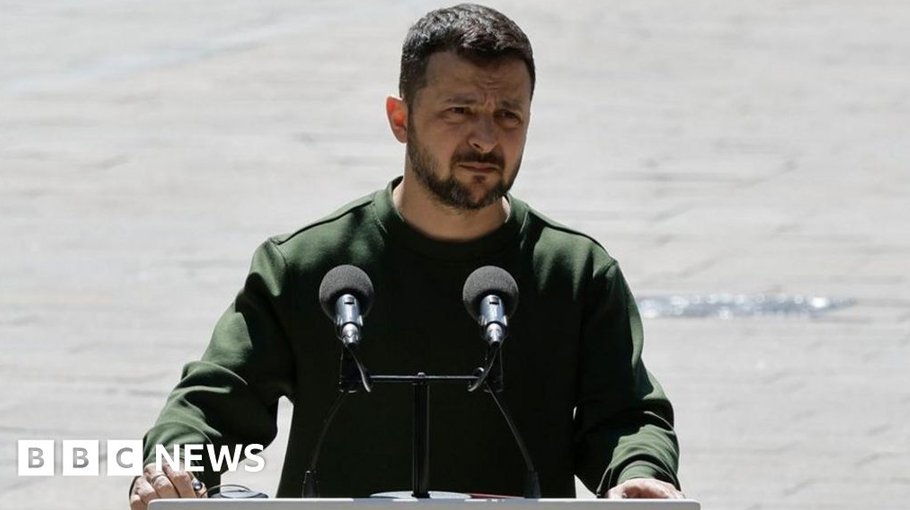 Russian plot to kill Zelensky foiled Kyiv says