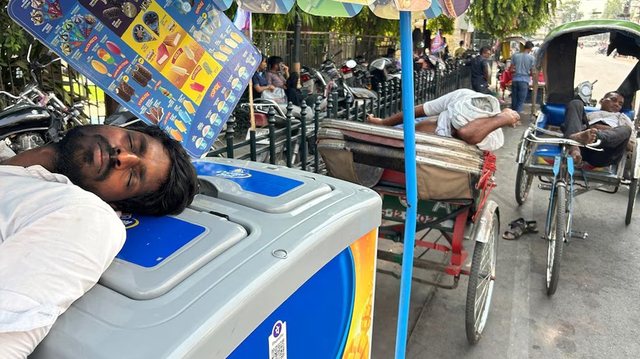 Parts of northern India scorched by extreme heat 