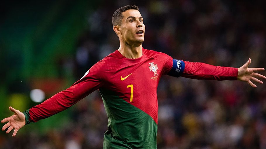 Ronaldo to lead Portugal into record sixth Euro
