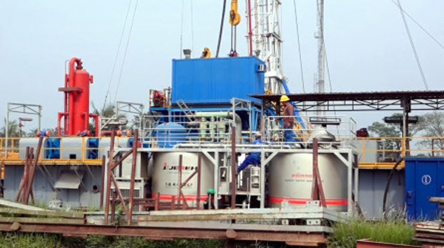 Experimental gas extraction resumes at a Titas well