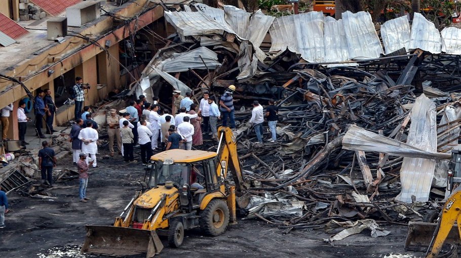 27 die in India amusement   park fire