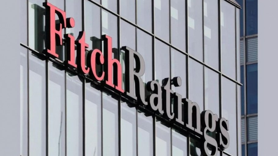 Fitch Ratings downgrades Bangladesh to “B+” from ‘BB-’