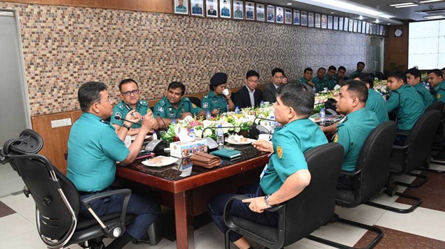 13 DMP men receive  traffic management   training in Japan